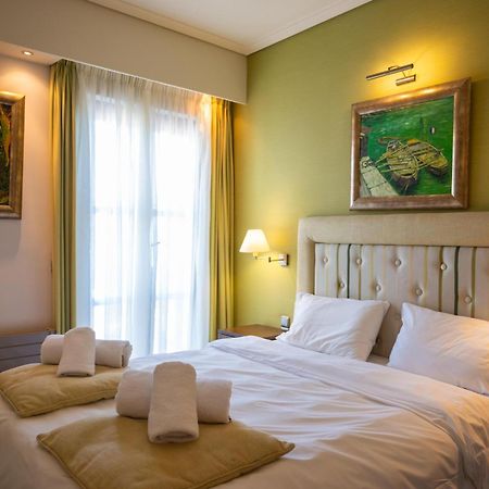 La Boheme Hotel Гитион Экстерьер фото