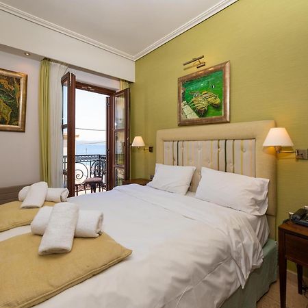 La Boheme Hotel Гитион Экстерьер фото