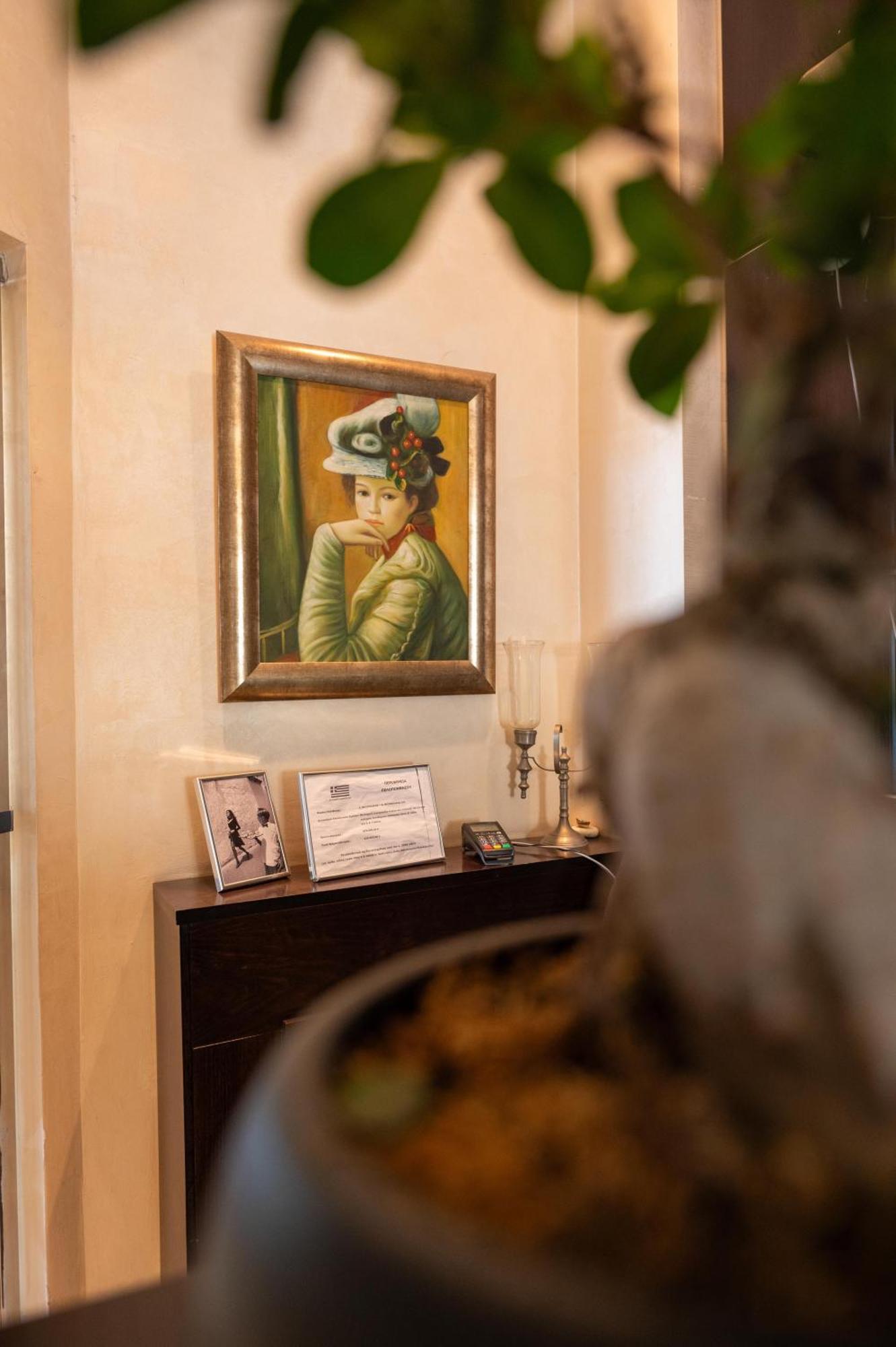 La Boheme Hotel Гитион Экстерьер фото